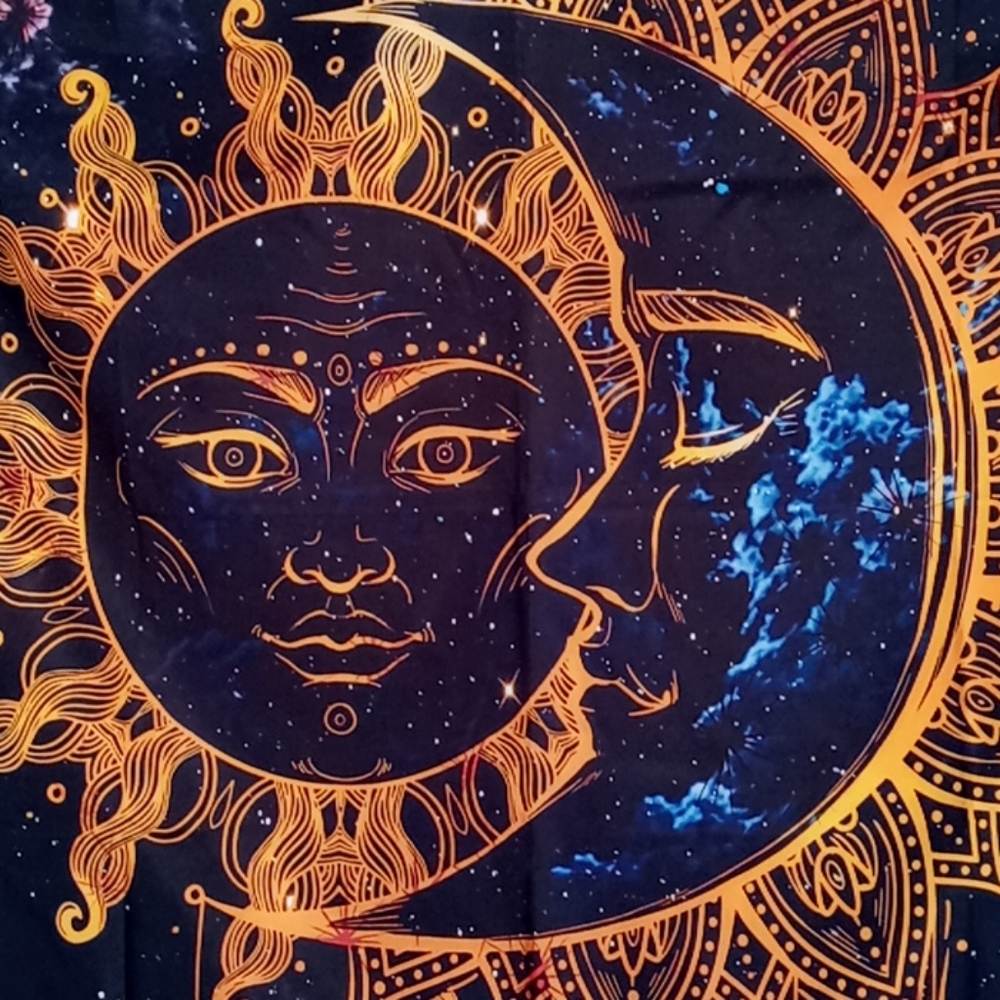 Dark Sky Sun & Moon Tapestry New - Picture 2 of 3